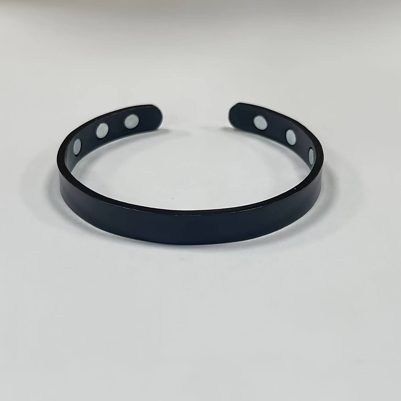 Blackmagnetbracelet