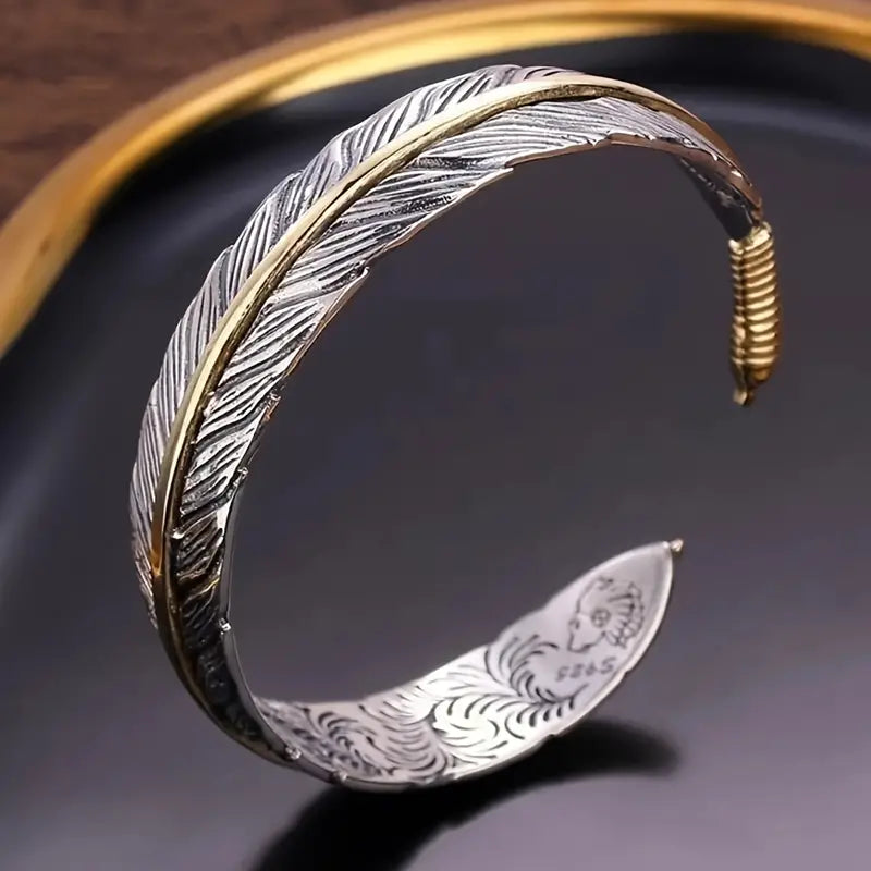 Golden Retro Men’s Cool Creative Feather Bangle