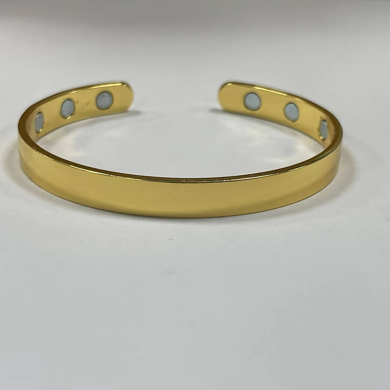 goldmagnetbracelet